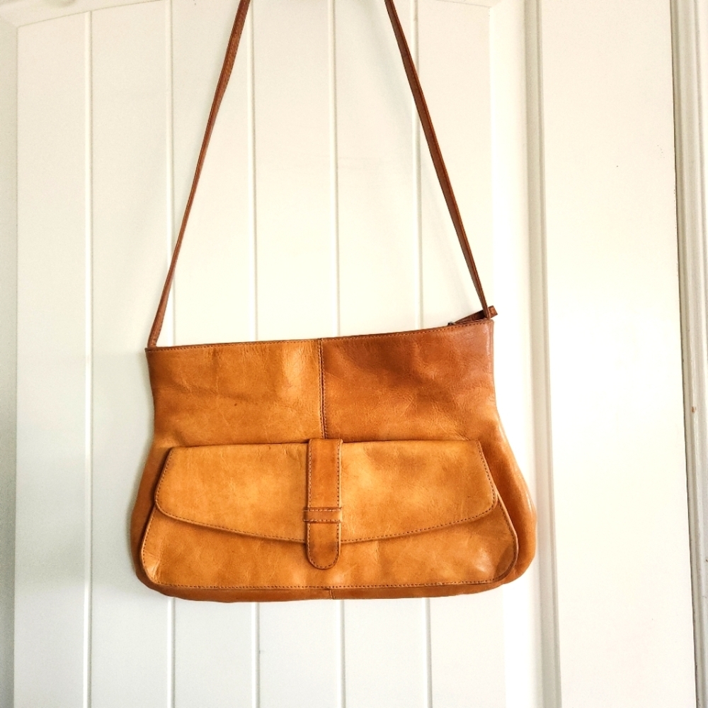 Vintage Tan Leather Shoulder Bag